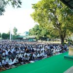 Sholat Ied Bersama Masyarakat, Pangdam XIV/Hsn Pesan Menjaga Amar Ma’ruf Nahi Munkar untuk Masa Depan Negara