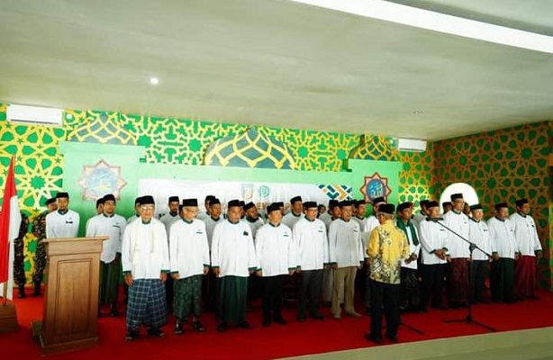 Ketgam Pengukuhan Dewan Pimpinan MUI Konsel oleh MUI Provinsi Sultra.