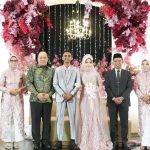 Bupati Ruksamin Hadiri Pernikahan Putra Kepala Kantor Kementerian Agama Wilayah Sultra