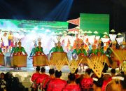 Kain Tenun Konasara Hiasi Pembukaan Festival Konasara HUT ke-19 Kabupaten Konawe Utara