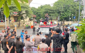 Ratusan Massa Konawe Utara Kepung PT KES, Ledakkan Tuntutan Dugaan Tambang Ilegal dan Perambahan Hutan