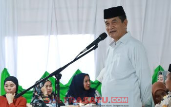 Safari Ramadhan di Landawe, Pemda Konut Salurkan Bantuan Renovasi Rumah Ibadah dan 50 Paket Sembako