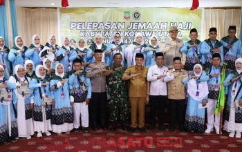 JCH Konawe Utara 1447 H/2026 M Resmi Dilepas, Wabup Abuhaera Minta Prioritaskan Pelayanan Jemaah Lansia dan Perempuan