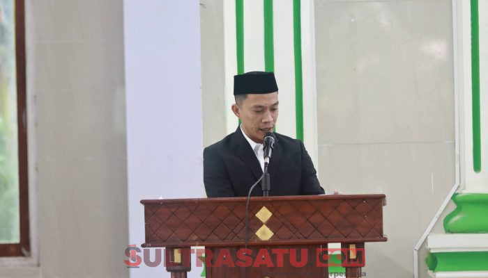Shalat Idul Adha di Masjid Raya Babussalam, Bupati Ikbar Besama Wabup Abuhaera Ajak Masyarakat Konawe Utara Perkuat Keikhlasan