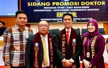 Asmadin Ungkap Perjuangan dari Anak Petani hingga Raih Gelar Doktor S3 pada Promosi di UHO