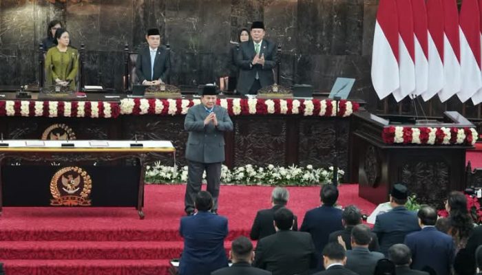 Resmi Digelar, Presiden Serahkan RUU APBN 2027 dan Nota Keuangan ke DPR